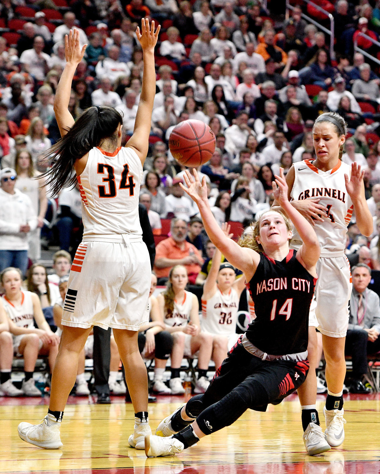 Mason City vs Grinnell state basketball
